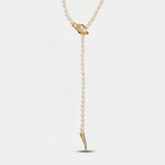 Collana in Metallo donna regolabile con filo di piccoli elementi sferici color avorio e pendente a forma di testa di serpente - BYSIMON gioielli