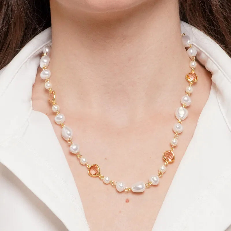 Collana in Metallo cristalli rosa e perle - BYSIMON gioielli