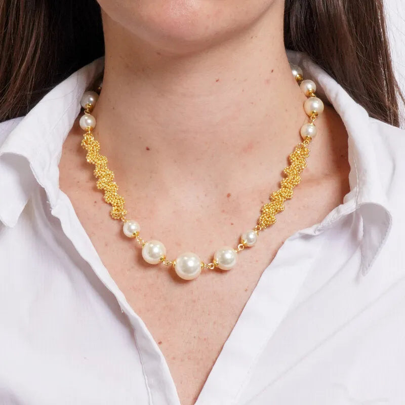 Collana in Metallo perle avorio e dorati lavorati