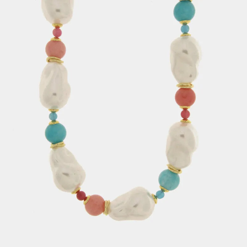 Metal necklace with a string of pearls and colored beads