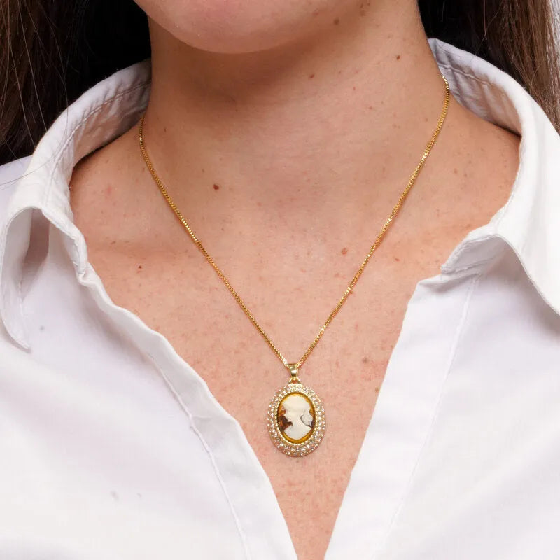 Collana in Metallo con cammeo e cristalli
