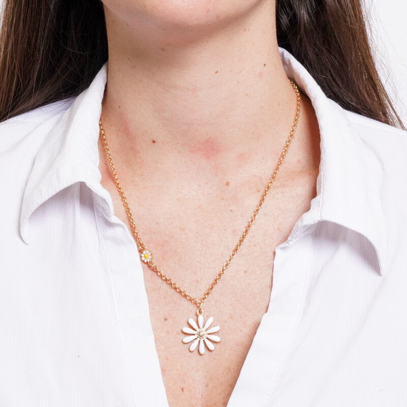 Collana in Metallo catena dorata margherita avorio centro sferico cristalli Capri