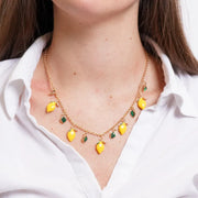 Collana in Metallo con charm a forma di limoni e foglie