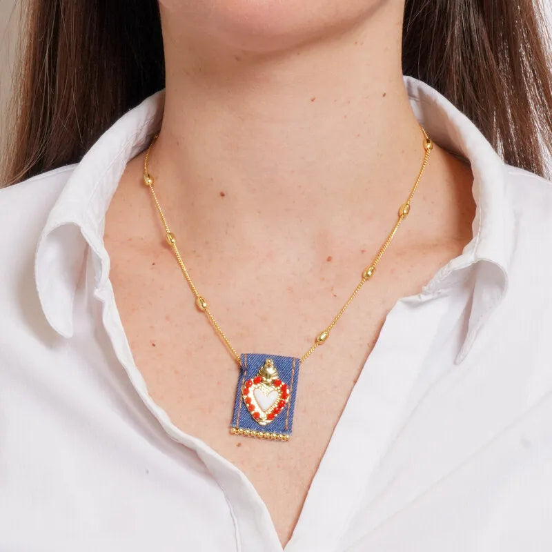 Collana in Metallo con Ciondolo rettangolare  Cuore Sacro smalto