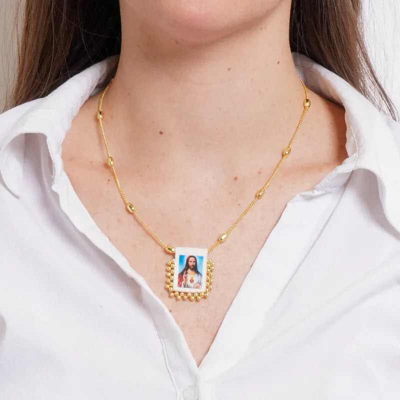Collana in Metallo con Pendente Gesù e cuore sacro
