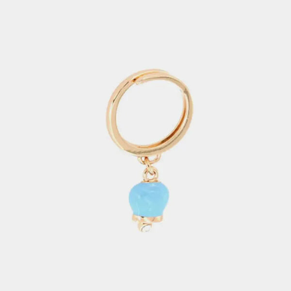 Anello in Metallo con campanella portafortuna pendente, impreziosita da smalto turchese e punto luce