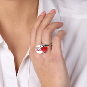 Anello in Metallo con cuori pendenti in smalto rosso
