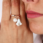 Anello in Metallo con perla e campanella a forma di calla impreziosita da smalti colorati - BYSIMON gioielli