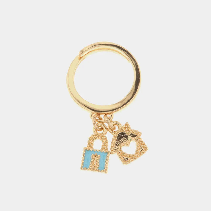 Anello in Metallo con pendenti impreziositi da smalti colorati a forma di lucchetto e casa con cuore