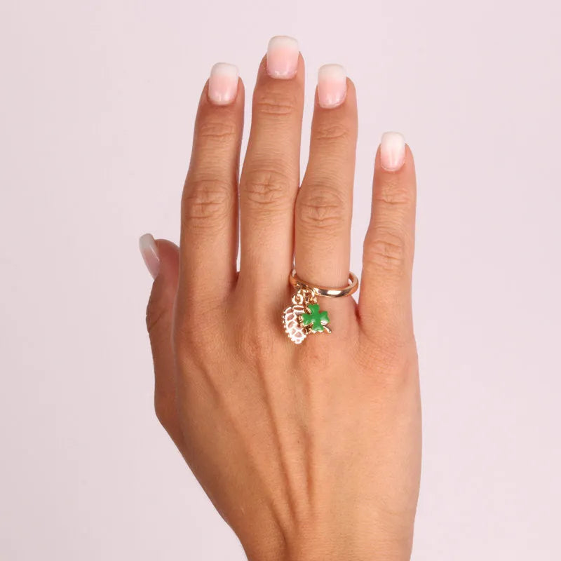 Anello in Metallo con pigna e quadrifoglio