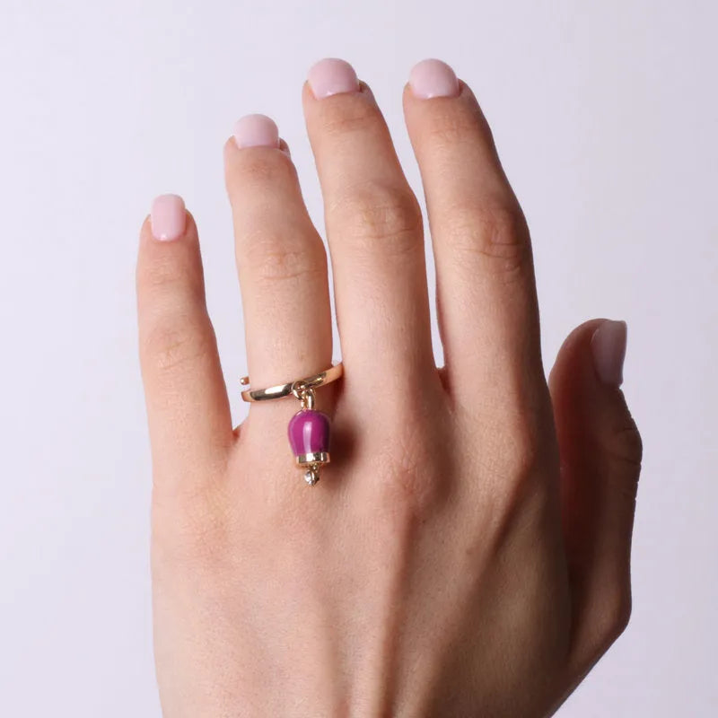 Anello in Metallo con campanella portafortuna pendente, impreziosita da smalto e punto luce - BYSIMON gioielli