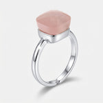 Anello in Metallo con cristallo quadrato rosa cipria - BYSIMON gioielli