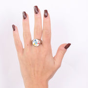 Anello in Metallo rotondo con Trinacria con fiore