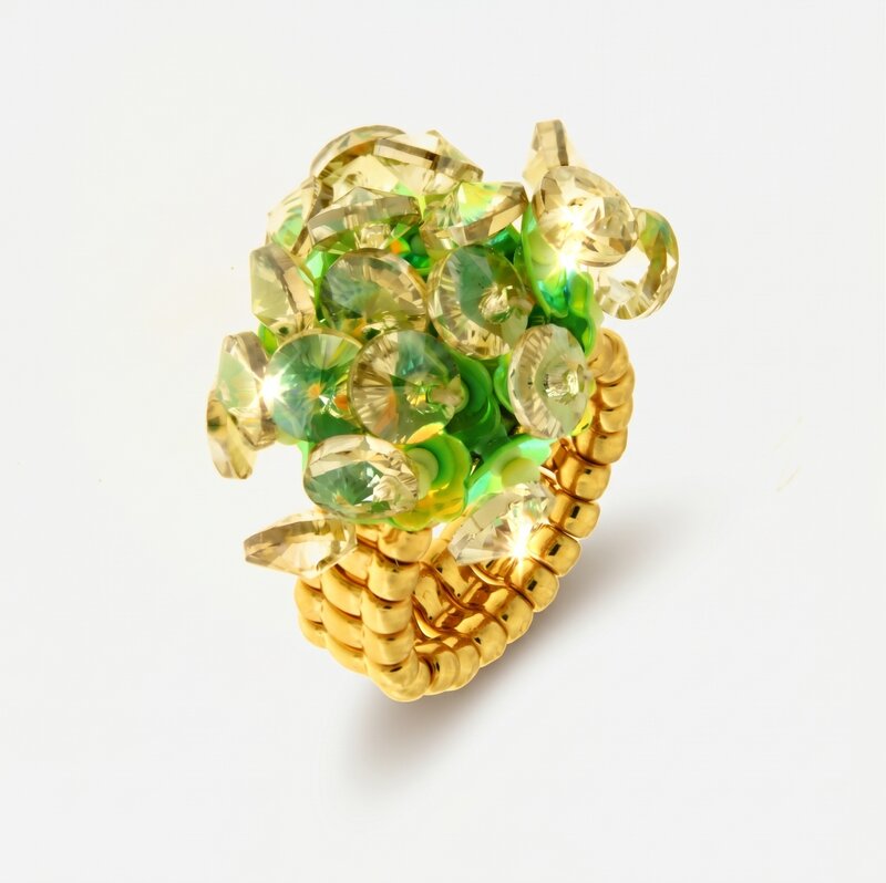 Anello in Metallo elastico donna paillettes verde iridescenti placcato oro - BYSIMON gioielli