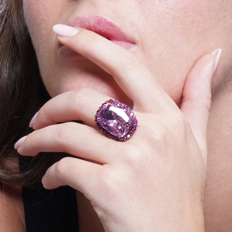 Anello in Metallo con zircone rettangolare rosa