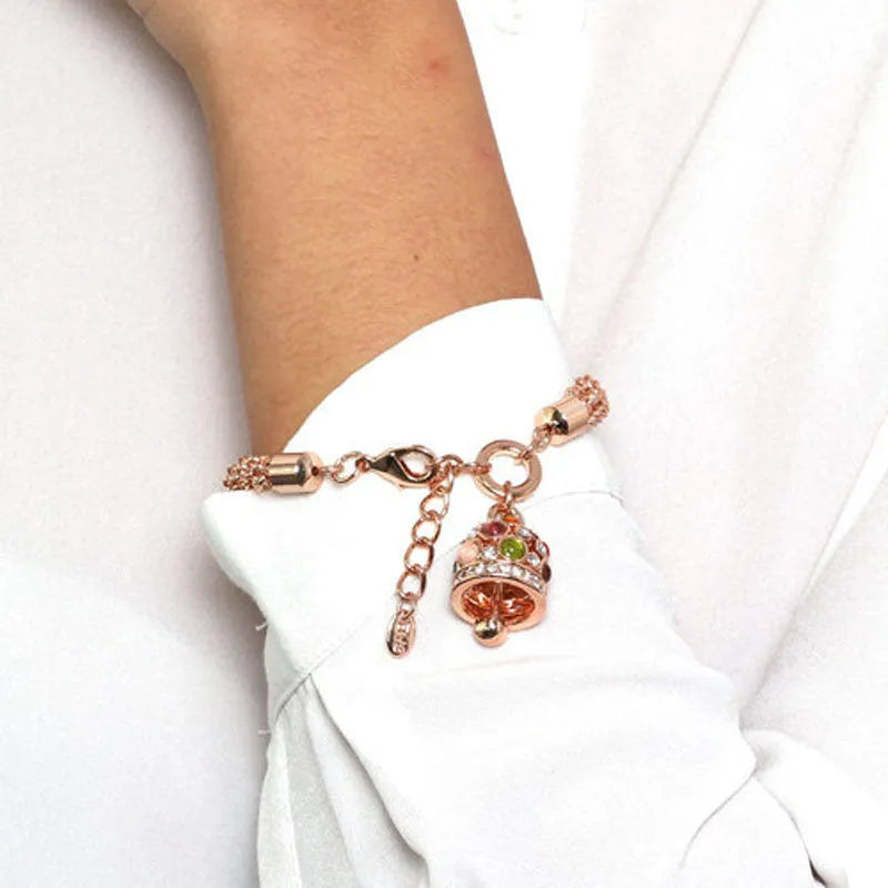 Bracciale in Metallo catena multifilo, con campana pendente impreziosita da cristalli multicolore e punti luce bianchi - BYSIMON gioielli