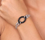 Bracciale in Metallo a catena multifilo con elemento centrale smaltato in gomma  nera
