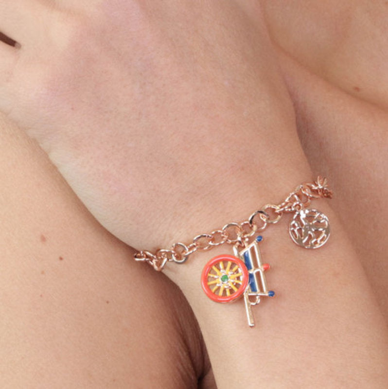 Bracciale in Metallo maglia rolò, con carretto siciliano pendente impreziosito da smalti colorati - BYSIMON gioielli