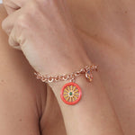Bracciale in Metallo maglia rolò, con ruota carretto siciliano pendente impreziosita da smalti colorati - BYSIMON gioielli