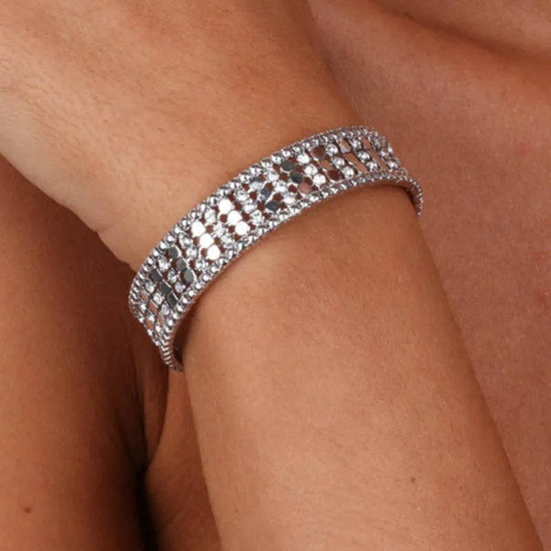Bracciale in Metallo semirigido rodiato con cristalli bianchi