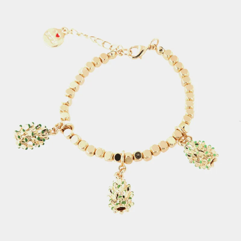 Bracciale in Metallo maglia a dadini, con trio di pigne siciliane pendenti, impreziosite da punte di smalto verde - BYSIMON gioielli