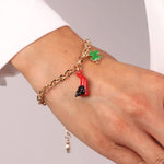 Bracciale in Metallo con cornetto portafortuna in smalto rosso e quadrifoglio - BYSIMON gioielli