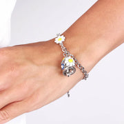 Bracciale in Metallo con campanella e margherite blu e bianche