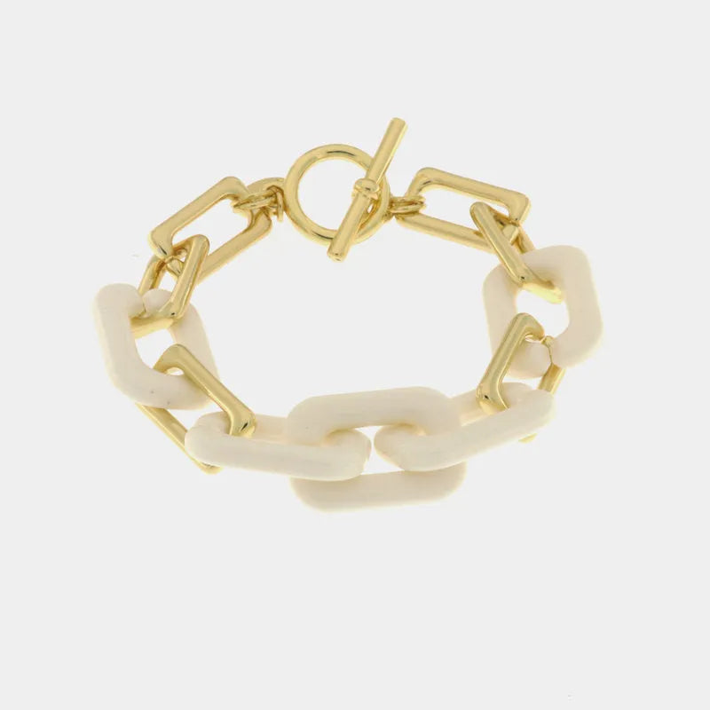 Metal bracelet with white rectangular chain