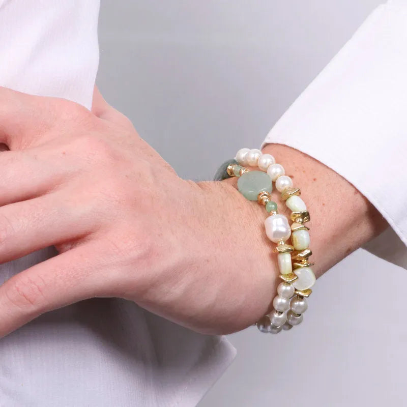 Bracciale in Metallo multifilo con perle bianche e pietre verdi - BYSIMON gioielli