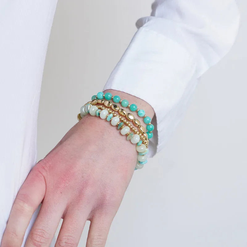 Bracciale in Metallo multifilo con cristalli verdi ispirati al vetro di Murano