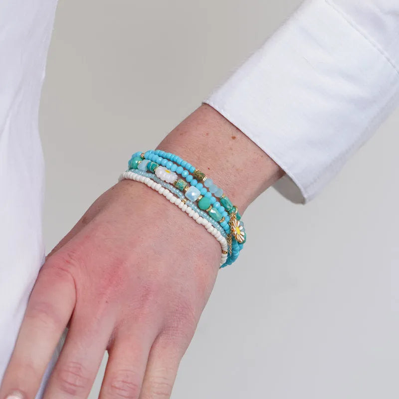 Bracciale in Metallo multifilo con cristalli verdi e margherite
