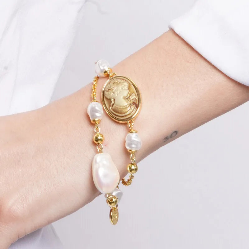 Bracciale in Metallo doppio con perle e cammeo AMOVENEZIA - gioiello BySimon