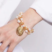 Bracciale in Metallo doppio con perle e cammeo