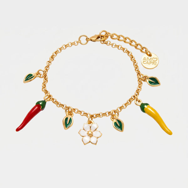 Bracciale in Metallo catena dorata peperoncini charm fiore bianco foglie verdi Capri