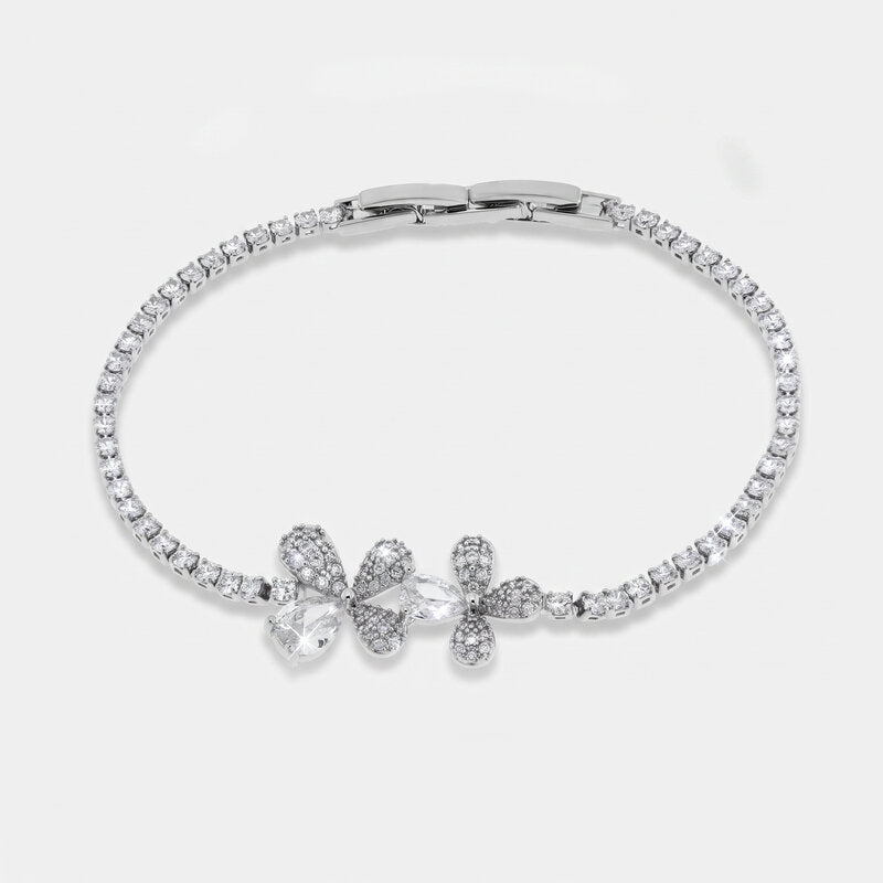 Bracciale in Metallo Farfalla Cristalli Bianchi BYS - gioiello BySimon