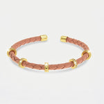 Bracciale in Metallo semirigido in simil pelle intrecciata rosa - BYSIMON gioielli