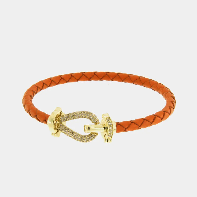 Bracciale in Metallo simil pelle intrecciata arancione con chiusura gioiello dorata