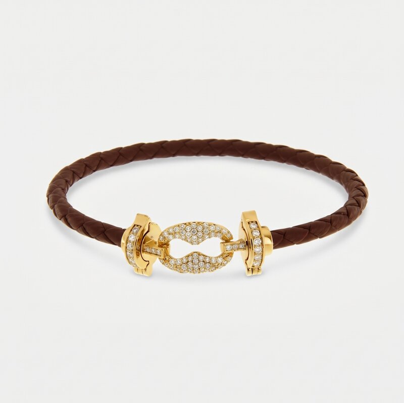 Bracciale in Metallo simil pelle intrecciata marrone con chiusura gioiello dorata - BYSIMON gioielli