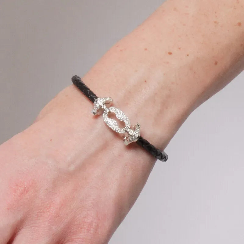 Bracciale in Metallo simil pelle intrecciata nero con chiusura gioiello argentata