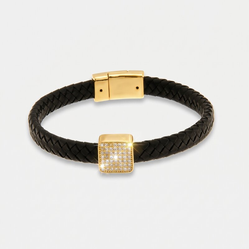 Bracciale in Metallo simil pelle intrecciata nero con centrale quadrato dorato - BYSIMON gioielli