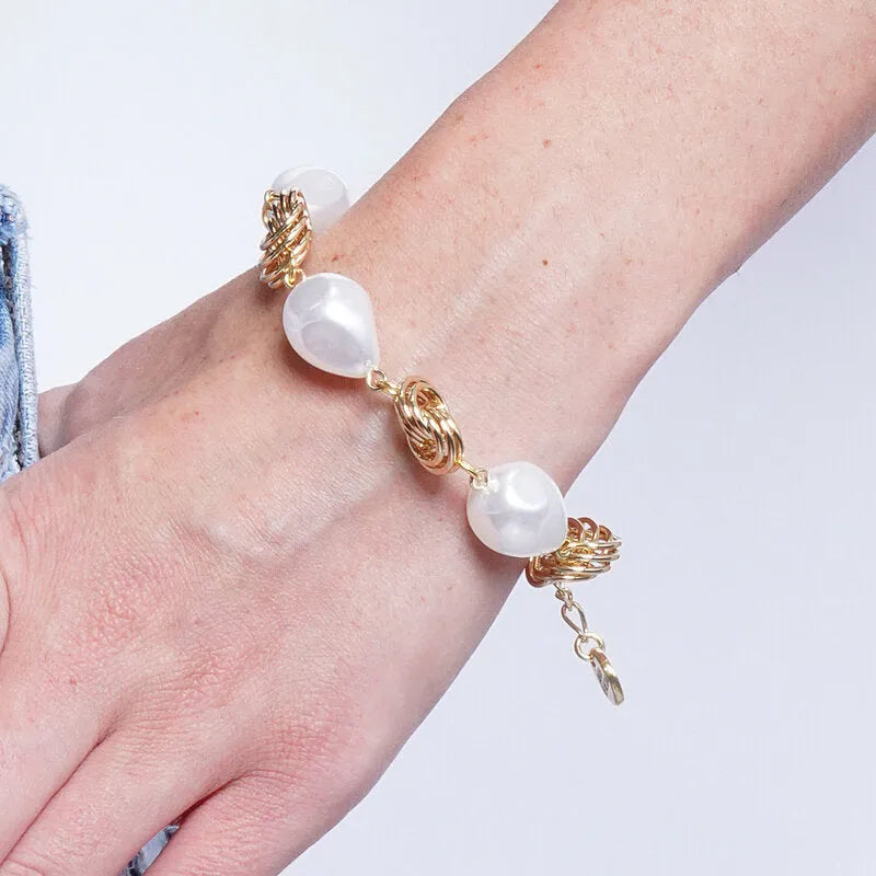 Bracciale in Metallo perle e maglie dorate intrecciate