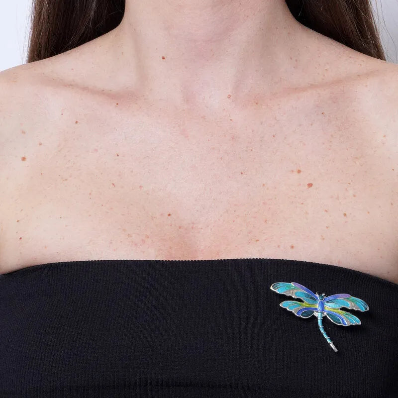 Spilla in Metallo magnetica  libellula smaltata sui toni del blu