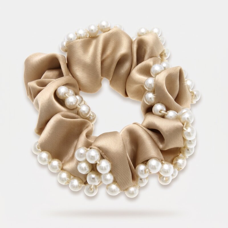 Codino Beige con filo di perline sintetiche bianche - BYSIMON gioielli