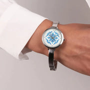 Orologio Analogico Met. con maiolica impreziosita da smalto colorato e cristalli