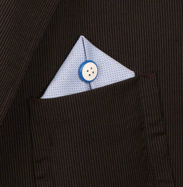Spilla in Metallo a forma di bottone, impreziosito da smalto blu e bianco