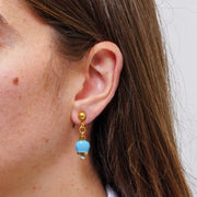 Orecchini in Acciaio con campanella verde acqua impreziositi da punto luce