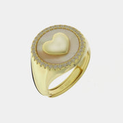 Anello in Argento 925 con base madreperla e cuore liscio, in giro di zirconi bianchi
