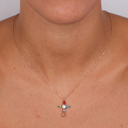 Collana in Argento 925 croce impreziosita da cristalli multicolore e punto luce di cristallo bianco centrale