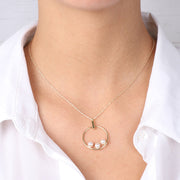Collana in Argento 925 con cerchio pendente e trio di perla bianca