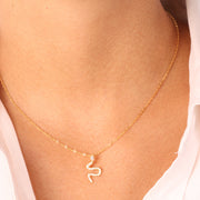 Collana in Argento 925 con pendente a forma di serpente impreziosito da zirconi bianchi